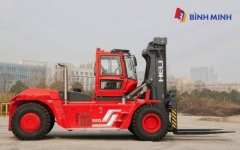 xe-nang-dau-32-tan-hoat-dong-tai-xuong.jpg