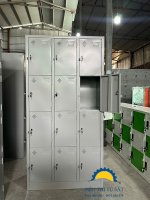 tu-locker-12-o-gia-re.jpg