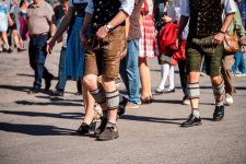 Who-Wears-Lederhosen.jpg Who-Wears-Lederhosen.jpg