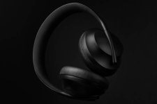 headphones-premium-quality-black.jpg