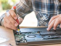 sua-laptop-lay-lien-2.jpg