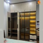 tu-quan-ao-canh-kinh-tak094-dep-chat-luong.jpg