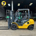 xe nâng dầu 2,5 tấn (2).jpg
